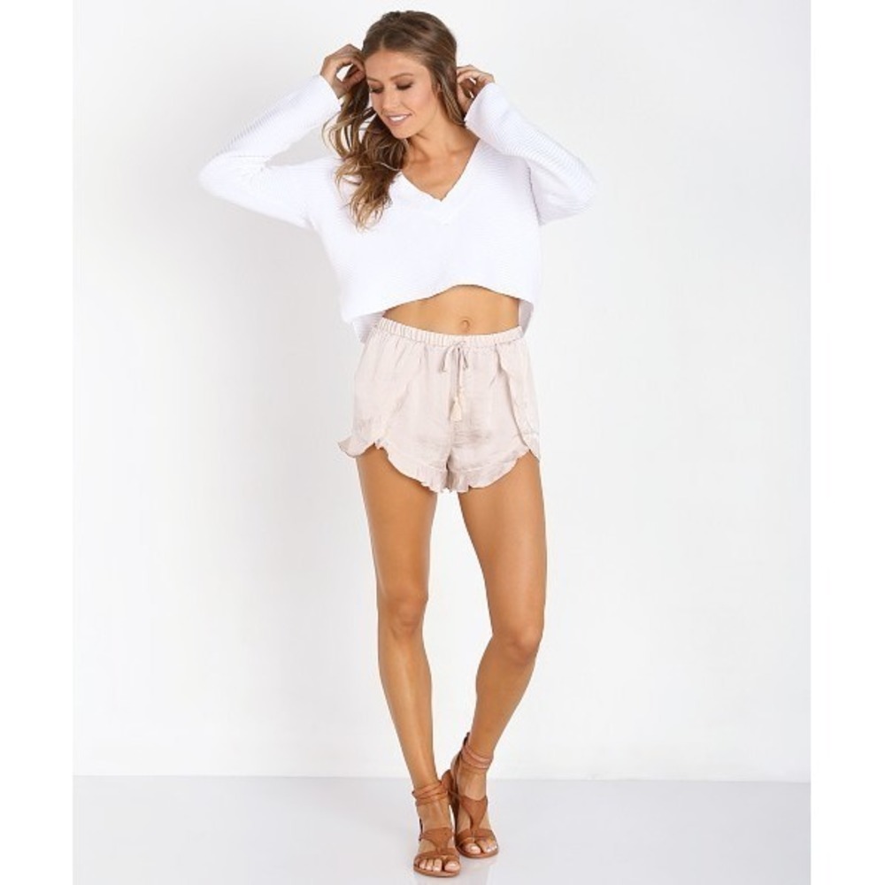 Free‎ People Intimately Sensual Satin Petal Shorts Sz M Vanilla Cascading Lounge